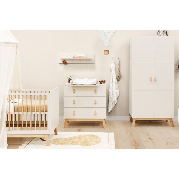 Bopita Ledikant 60 x 120 cm - Commode - Hanglegkast 2-drs - Lines - Dune/Natural Bopita Ledikant 60 x 120 cm - Commode - Hanglegkast 2-drs - Lines - Dune/Natural