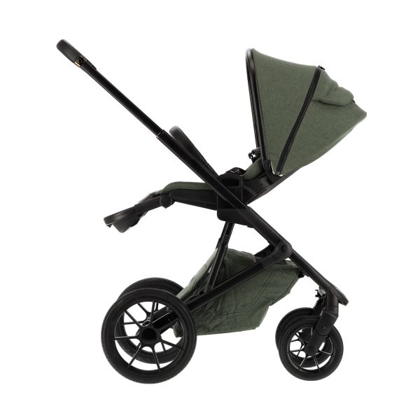 Qute Q-Rider Plus Kinderwagen - Thyme Green | Kidsriver Curve Autostoel - Black | Kidsriver Isofix Base Qute Q-Rider Plus Kinderwagen - Thyme Green | Kidsriver Curve Autostoel - Black | Kidsriver Isofix Base