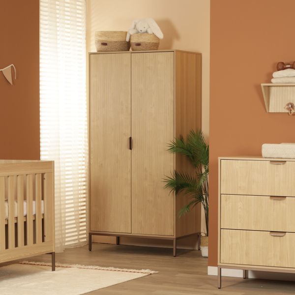 TWF Ledikant 60 x 120 + Commode 3 Laden 1 Deur + Hanglegkast - Java TWF Ledikant 60 x 120 + Commode 3 Laden 1 Deur + Hanglegkast - Java