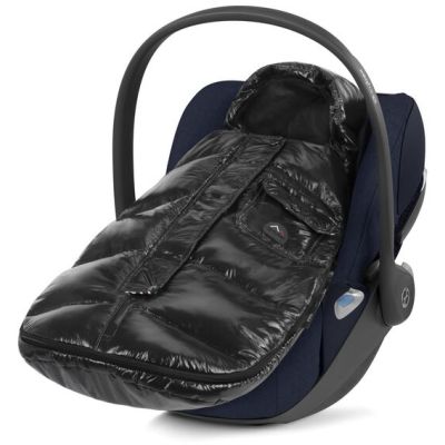 Cybex Platinum Winter Footmuff Mini Deep Black - Black Cybex Platinum Winter Footmuff Mini Deep Black - Black
