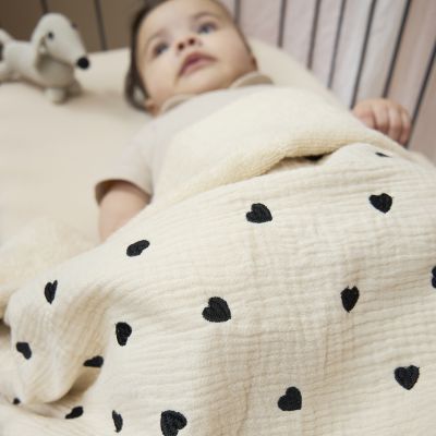 Meyco Deken Borduur Pre-Washed - 100 x 150 cm - Hydrofiel/Badstof - Sweet Heart Soft Sand Meyco Deken Borduur Pre-Washed - 100 x 150 cm - Hydrofiel/Badstof - Sweet Heart Soft Sand