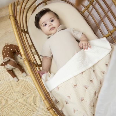 Meyco Baby Gingko Wiegdeken - 75 x 100 cm - Pre-Washed tetra - Soft Sand Meyco Baby Gingko Wiegdeken - 75 x 100 cm - Pre-Washed tetra - Soft Sand