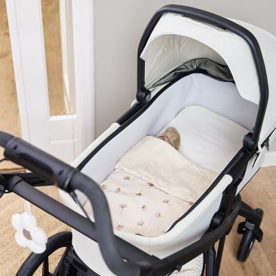 Meyco Baby Gingko Wiegdeken - 75 x 100 cm - Pre-Washed tetra - Soft Sand Meyco Baby Gingko Wiegdeken - 75 x 100 cm - Pre-Washed tetra - Soft Sand