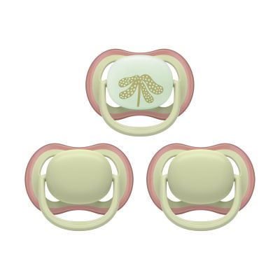 Philips Avent Ultra Air Fopspeen - 6-18 Mnd - 3 Stuks - Plant-based Philips Avent Ultra Air Fopspeen - 6-18 Mnd - 3 Stuks - Plant-based