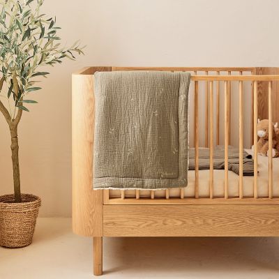 Noukie's F&O Deken - 100 x 140 cm - Mousseline/Sherpa - Kaki Noukie's F&O Deken - 100 x 140 cm - Mousseline/Sherpa - Kaki