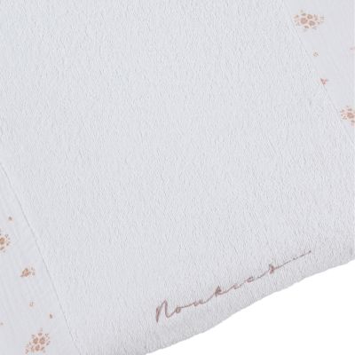 Noukie's Aankleedkussenhoes - Vintage Flowers - 45 x 67 cm - Wit Noukie's Aankleedkussenhoes - Vintage Flowers - 45 x 67 cm - Wit