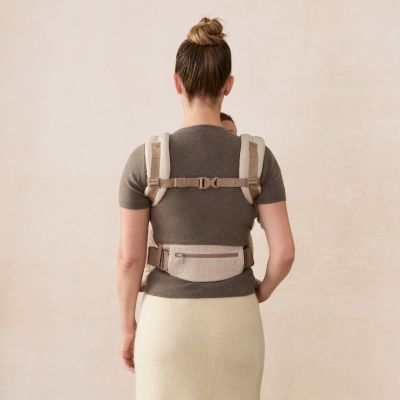 Ergobaby Omni Deluxe Mesh Draagzak - Natural Beige Ergobaby Omni Deluxe Mesh Draagzak - Natural Beige