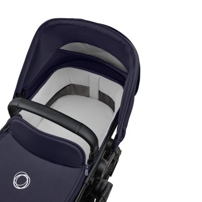 Bugaboo Cub Essentiële Bundel 2-in-1 Kinderwagen - Deep Indigo Bugaboo Cub Essentiële Bundel 2-in-1 Kinderwagen - Deep Indigo