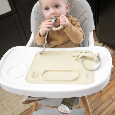Busy Baby Multifunctionele Placemat Met Zuignappen - Tan Busy Baby Multifunctionele Placemat Met Zuignappen - Tan