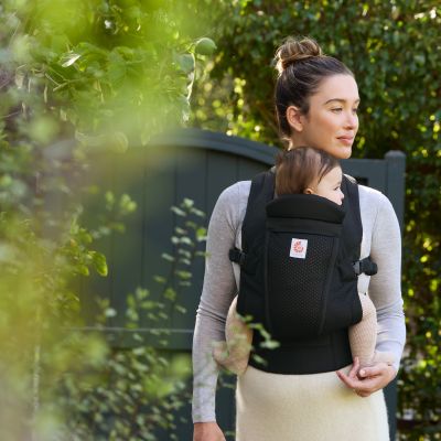 Ergobaby Omni Lite Mesh Draagzak - Onyx Black Ergobaby Omni Lite Mesh Draagzak - Onyx Black