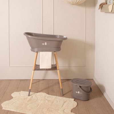 Bebe-Jou Sense Badstandaard - Chalk Brown Bebe-Jou Sense Badstandaard - Chalk Brown
