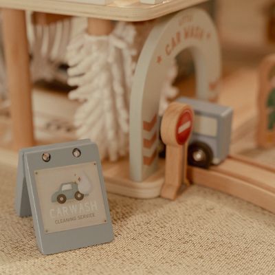 Little Dutch Garage – Hout Little Dutch Garage – Hout
