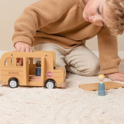 Little Dutch Schoolbus met poppetjes FSC