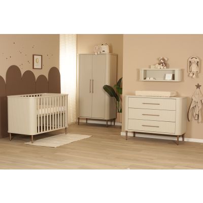 Interbaby Ledikant 60 x 120 cm + Commode 3 Lades + Kast Sunshine Interbaby Ledikant 60 x 120 cm + Commode 3 Lades + Kast Sunshine