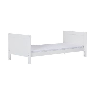 Europe Baby Sarah Ledikant 70 x 140 cm/Commode 3 Laden - Wit Europe Baby Sarah Ledikant 70 x 140 cm/Commode 3 Laden - Wit