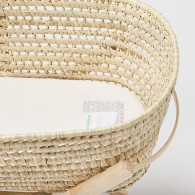The Little Green Sheep Natural Knitted Moses Linen