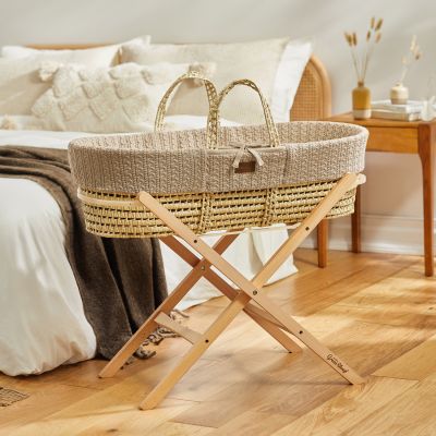 The Little Green Sheep Moses Mandje En Matras Organic Knitted Truffle The Little Green Sheep Moses Mandje En Matras Organic Knitted Truffle