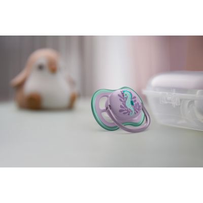 Philips Avent Fopspeen Ultra Air Seahorse / Fish 6-18mnd (2 stuks) SCF085/61
