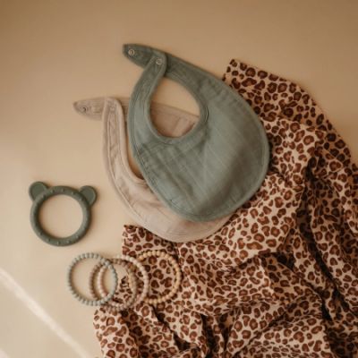 Mushie Slab Muslin Roman Green/Fog 2-Pack