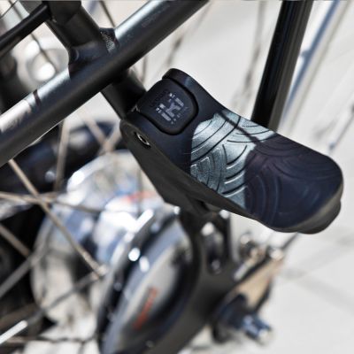 Urban Iki Junior Fietsstoeltje - Bincho Black/Inaho Beige - Met Montagekader