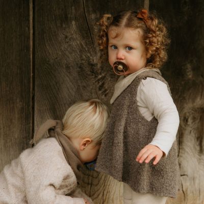 Frigg Little Viking Fopspeen - 0-6 mnd (2 stuks) - Cocoa/Olive