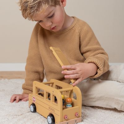 Little Dutch Schoolbus met poppetjes FSC