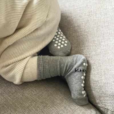 KipKep Blijf-Sokjes - 12-18 Mnd - Antislip - 1-Pack - Grey KipKep Blijf-Sokjes - 12-18 Mnd - Antislip - 1-Pack - Grey