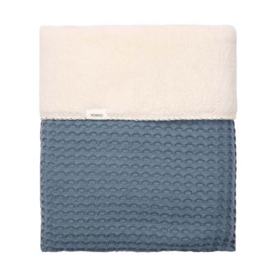 Koeka Oslo Wiegdeken - Maat 100 x 75 - Wafel/Teddy - Bluestone