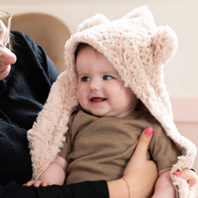Baby's Only Wikkeldeken Met Oortjes Snow Oud Roze