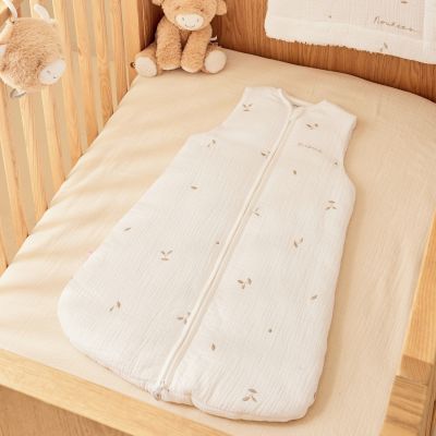 Noukie's F&O Slaapzak Met Bordeersel - Maat 70 cm - Gewatteerde Mousseline - Wit