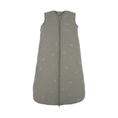 Noukie's F&O Slaapzak Met Borduursel - Maat 100 cm - Gewatteerde Mousseline - Kaki