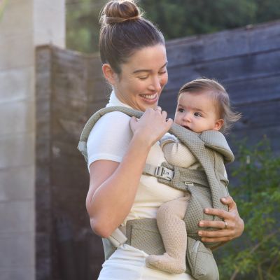 Ergobaby Omni Deluxe Mesh Draagzak - Soft Olive