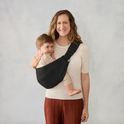 Ergobaby Upsie Sling Draagzak – Onyx Black Ergobaby Upsie Sling Draagzak – Onyx Black
