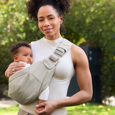 Ergobaby Upsie Sling Draagzak - Soft Olive Ergobaby Upsie Sling Draagzak - Soft Olive