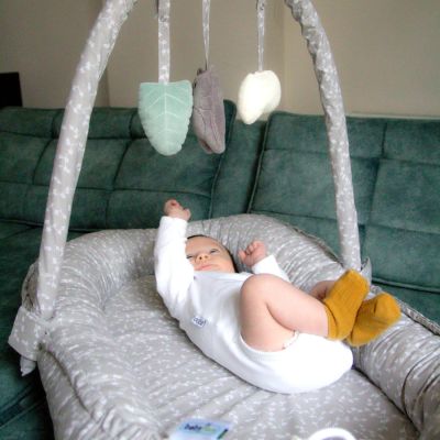 Babyjem Babynest met Speeltjes Grijs