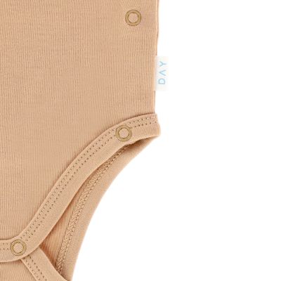 DAY Overslagromper Lange Mouw - Mocha - Mt. 50/56