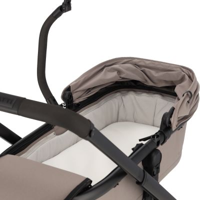 Dubatti One E6 Kinderwagen 2-in-1 - Black / Soft Taupe Dubatti One E6 Kinderwagen 2-in-1 - Black / Soft Taupe