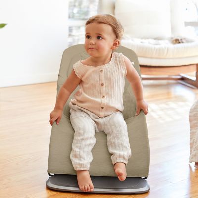 Ergobaby Bouncer Evolve Soft Olive Ergobaby Bouncer Evolve Soft Olive