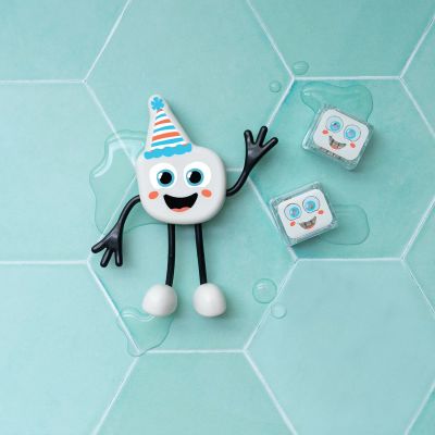 Glo Pals Characters Light Up Party White