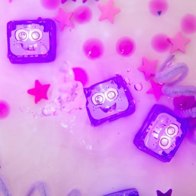 Glo Pals Cubes Light Up Lumi Purple 4-Pack