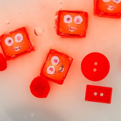 Glo Pals Cubes Light Up Sammy Red 4-Pack