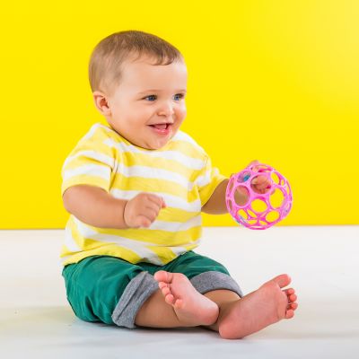 Oball Rammelaar - Easy-Grasp Toy - Pink