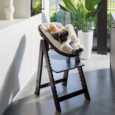 Kidsmill Up! Kinderstoel Beukenhout Incl. Houten Babyset - Zwart Kidsmill Up! Kinderstoel Beukenhout Incl. Houten Babyset - Zwart