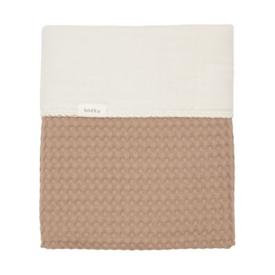 Koeka Wiegdeken Cotton Fleece Wafel Amsterdam Caffe 75 x 100 cm Koeka Wiegdeken Cotton Fleece Wafel Amsterdam Caffe 75 x 100 cm