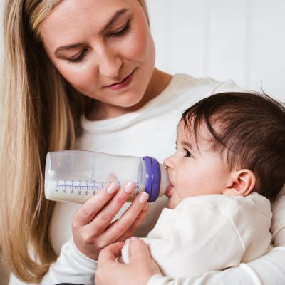 Lansinoh Fles met NaturalWave® Speen - 330 ml Lansinoh Fles met NaturalWave® Speen - 330 ml