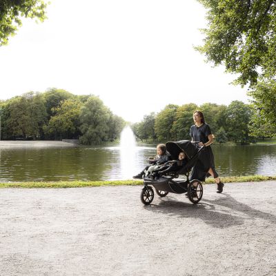 Thule Urban Glide 3 Double Wandelwagen Black