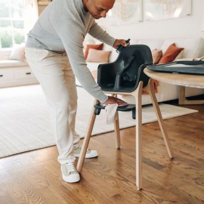 UPPAbaby Kinderstoel Ciro Jake Charcoal / Antraciet UPPAbaby Kinderstoel Ciro Jake Charcoal / Antraciet