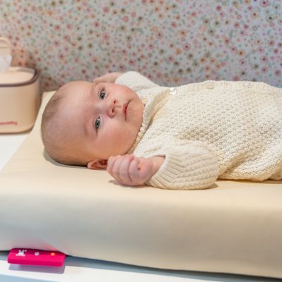 Wumby Verwarmd Aankleedkussen - Vanilla