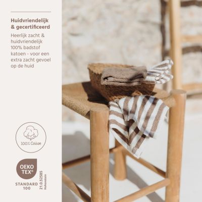 Meyco Baby Fat Stripe Monddoekjes - 6 Stuks - 30 x 30 cm - Badstof - Taupe Meyco Baby Fat Stripe Monddoekjes - 6 Stuks - 30 x 30 cm - Badstof - Taupe