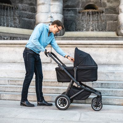 Thule Sleek Midnight Black On Black Inclusief Reiswieg